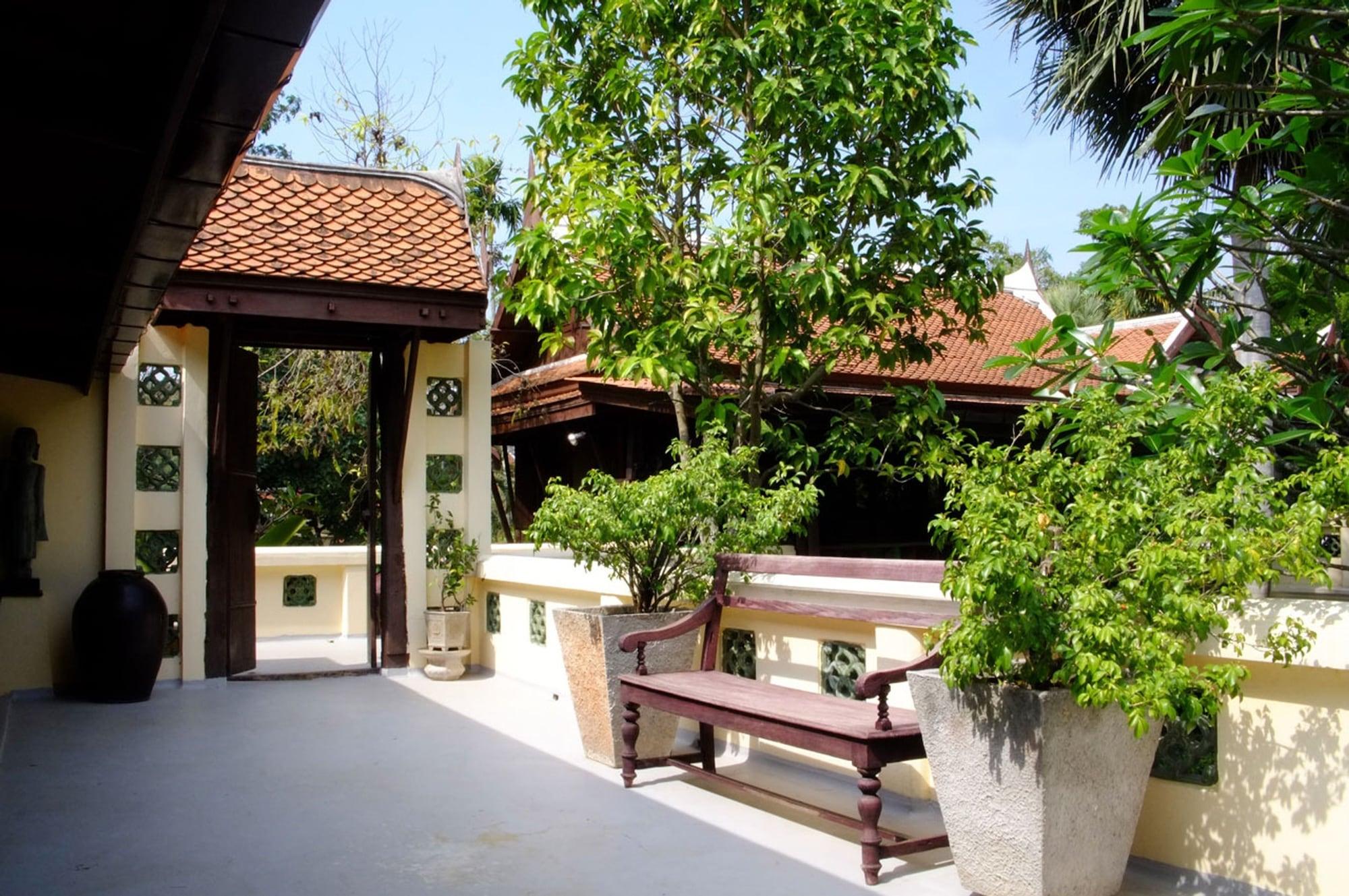 Zantiis Ndol Villas 무악렉 외부 사진