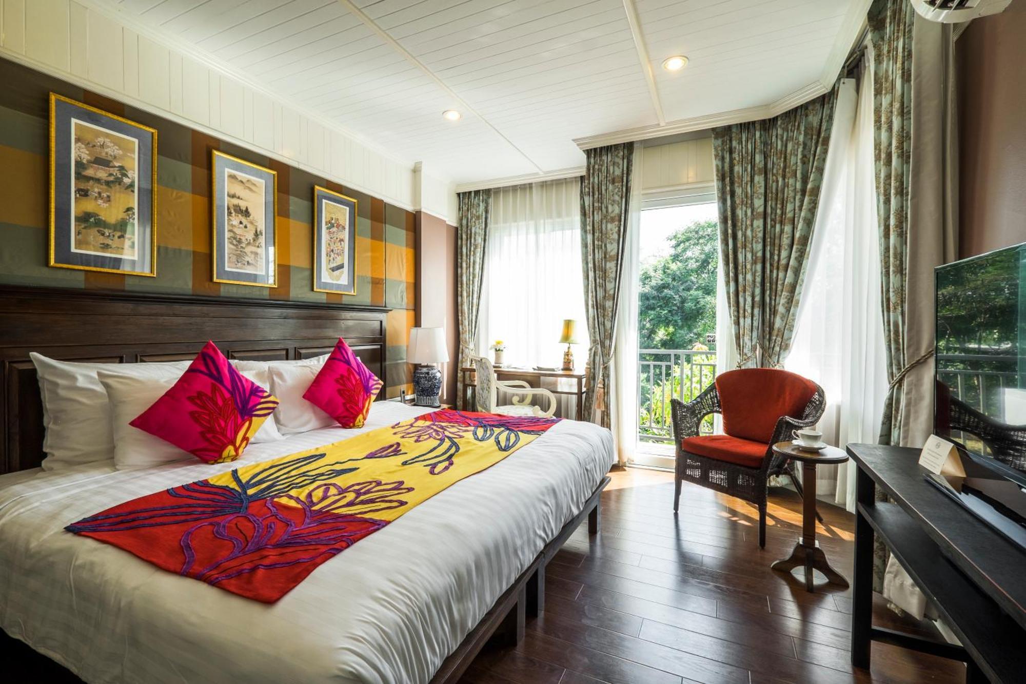 Zantiis Ndol Villas 무악렉 외부 사진