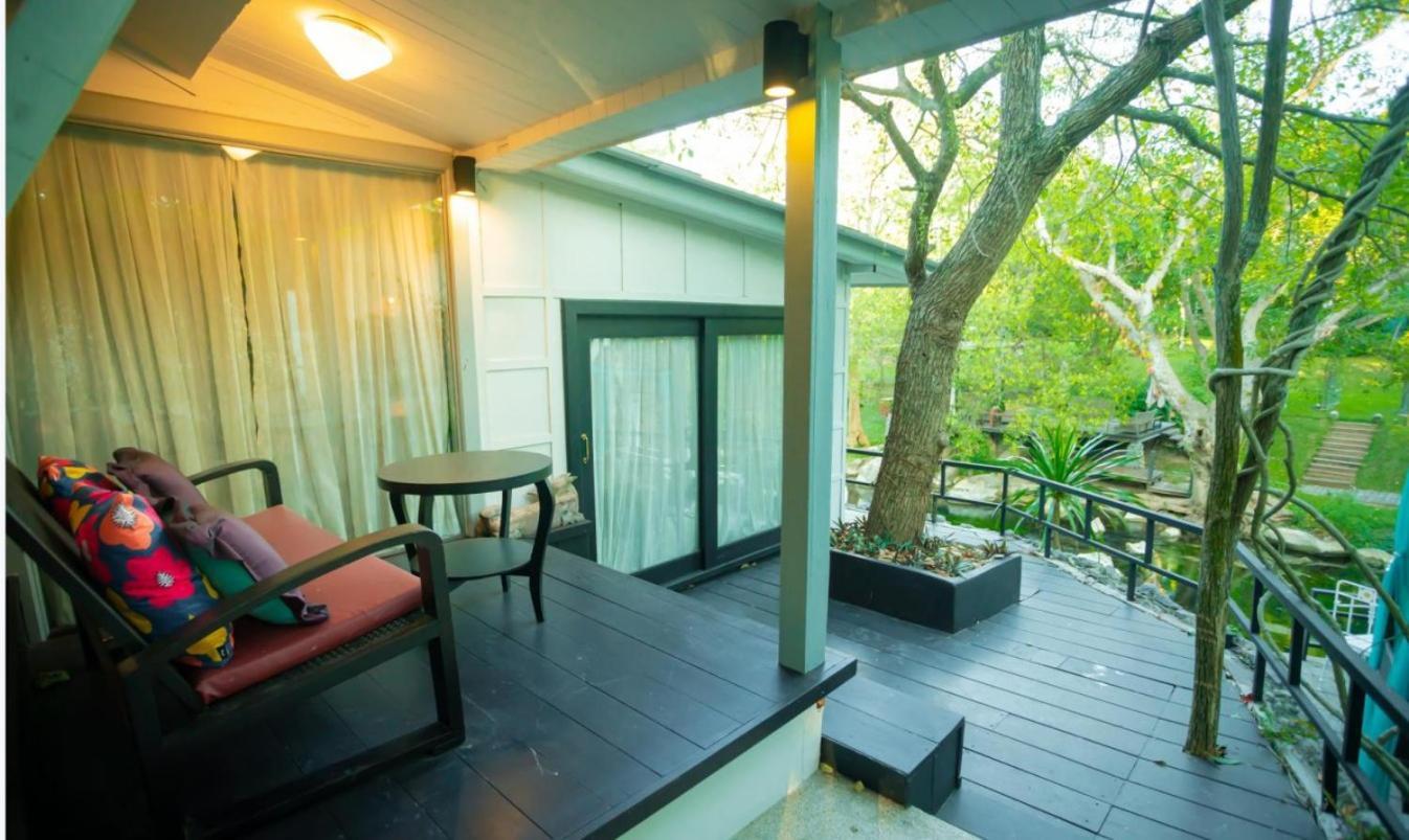 Zantiis Ndol Villas 무악렉 외부 사진